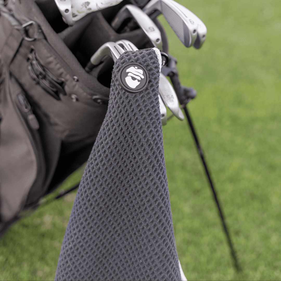Magnetic Golf Towel with Ball Pocket - Black